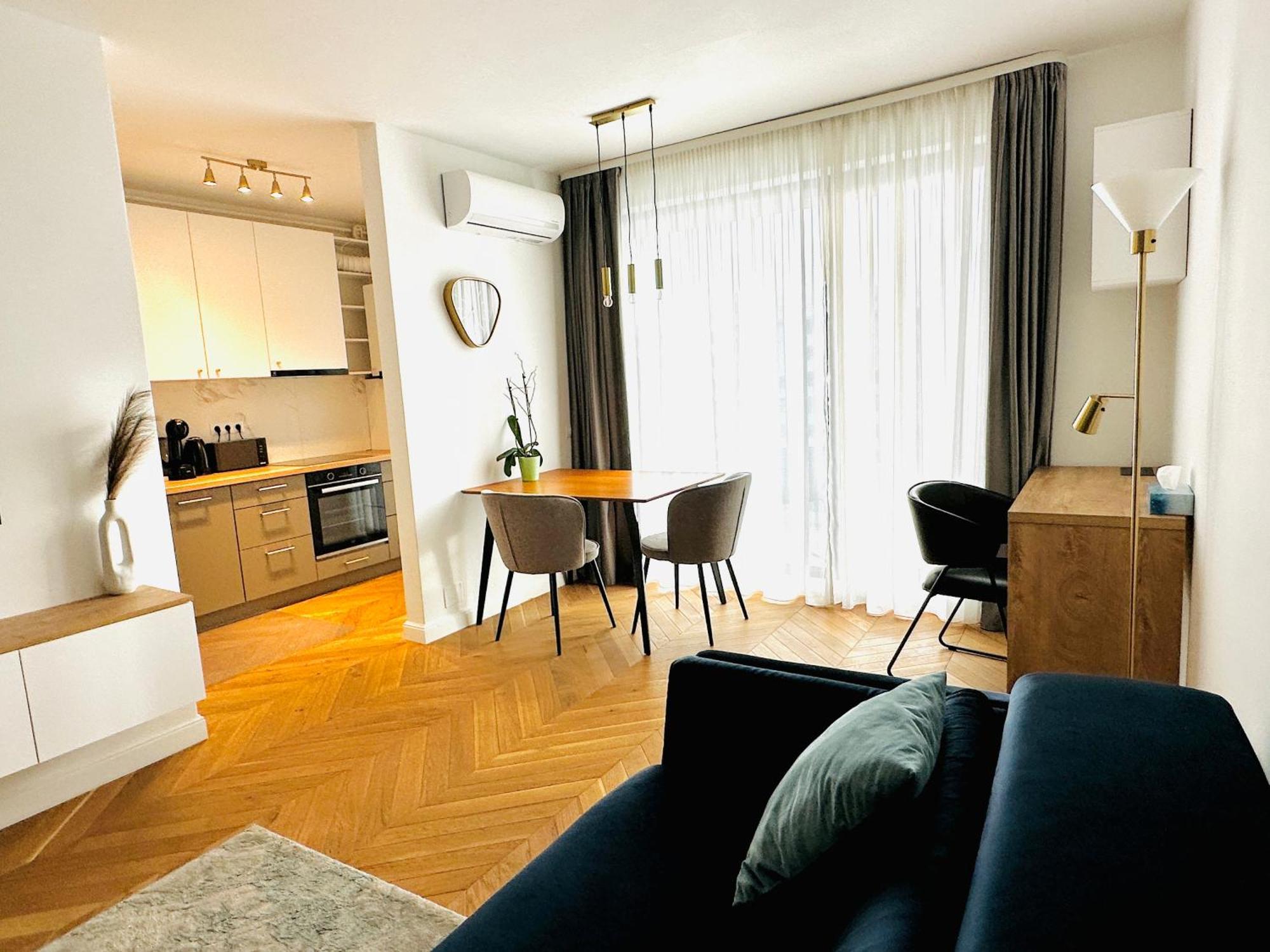 Bel Dom - The Park, Luxury 2 Rooms Apartment With Panorama Cluj Napoca Bagian luar foto
