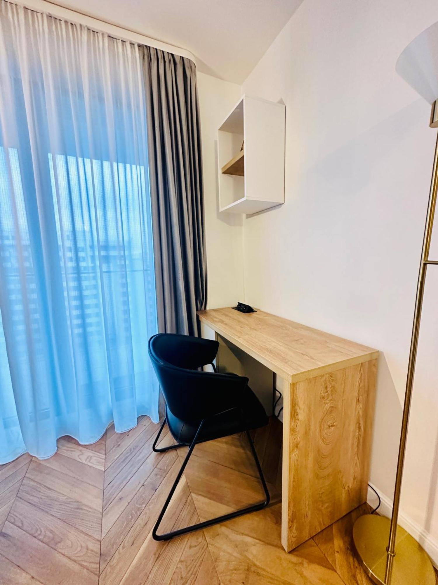 Bel Dom - The Park, Luxury 2 Rooms Apartment With Panorama Cluj Napoca Bagian luar foto
