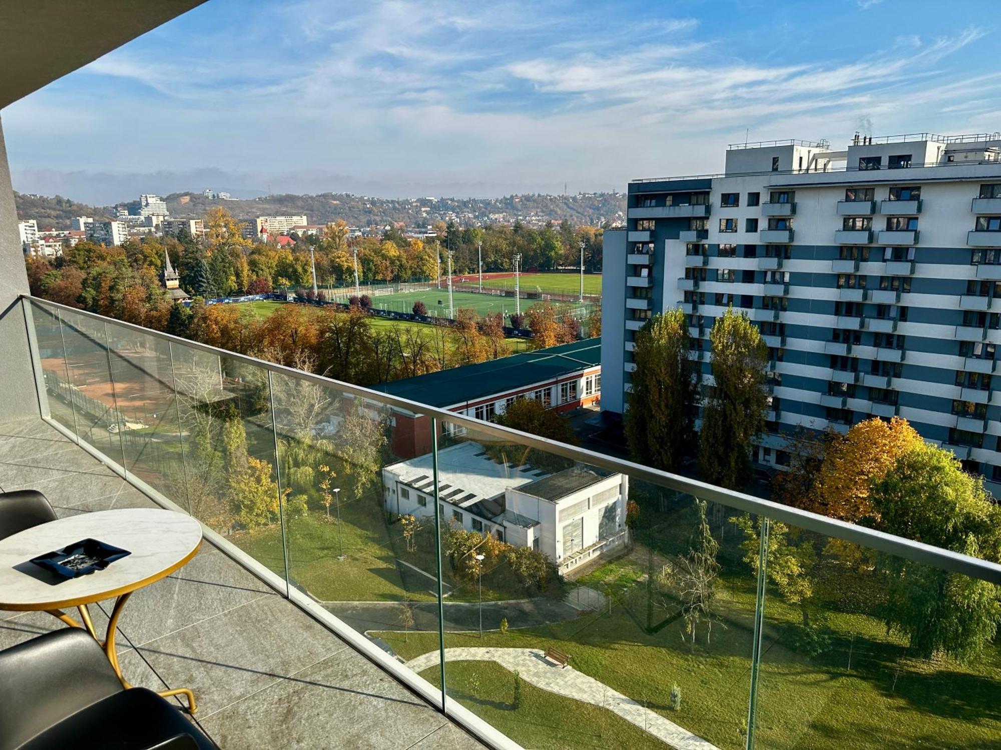 Bel Dom - The Park, Luxury 2 Rooms Apartment With Panorama Cluj Napoca Bagian luar foto